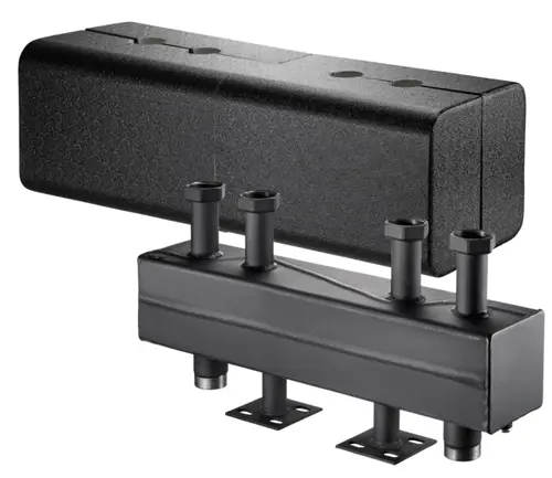 Oventrop hydraulische Weiche mit mehreren Anschlüssen und Wärmedämmung für Heizkreise, gefertigt aus Stahl, in rechteckiger Form.